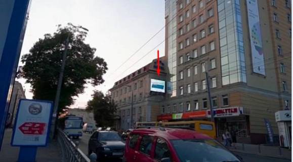 Видеоборд A в Ровно, 4x3  Соборна, 108 (фасад Манхеттен) - 300808 фото 1