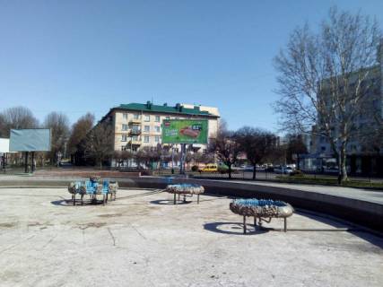 Призма A в Ровно, 6x3  перехр. вул. Міцкевича-пр. Миру - 300787 фото 1