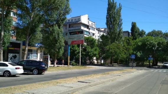 Билборд B в Бердянске Центральная ул. / Греческая ул. фото 1