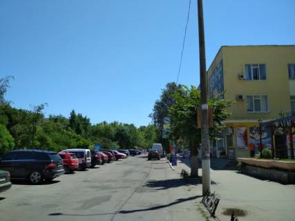 Нестандарт A в Бердянске Шмидта, ул. (центр, напротив кафе Сова) фото 1