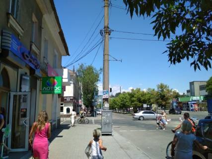 Нестандарт B в Бердянске Труда пр. / Итальянская ул. (Лотос) фото 1