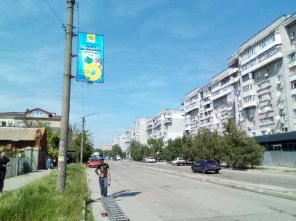 Нестандарт B в Бердянске Центральная Центральная ул. / Лютеранская ул. (напротив Кирхи) фото 1