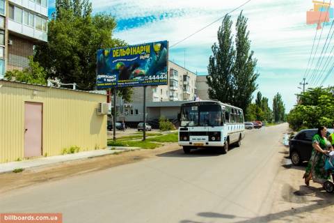 Билборд B в Бердянске Мичурина ул. (с-м Сильпо) фото 1
