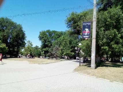 Нестандарт A у Бердянську Горького ул. (навпротив сцены) Фото 1
