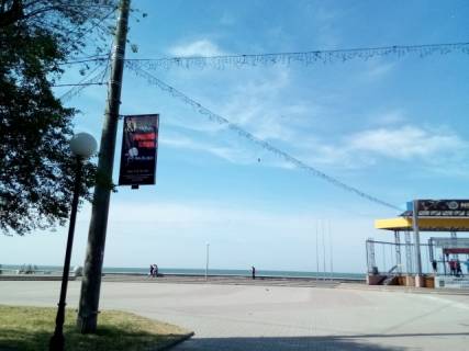 Нестандарт B в Бердянске Горького ул. (навпротив сцены) фото 1