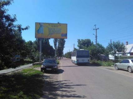 Билборд B в Бердянске Мичурина ул. / Герцена ул. (Сильпо) фото 1