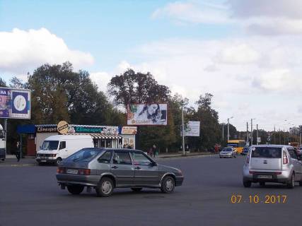 Билборд B в Сумах, 3х6  Набережная р.Стрелки/ Центр.рынок, остановка фото 1