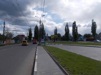 Билборд A в Сумах, 3х6  ул. В.Чорновола/ ул.С.Бандеры/ разделитель (из центра) фото 1