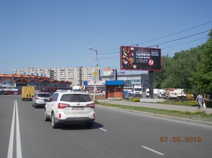Билборд A в Сумах, 3х6  Набережная р.Стрелки/ Центр.рынок, остановка фото 1