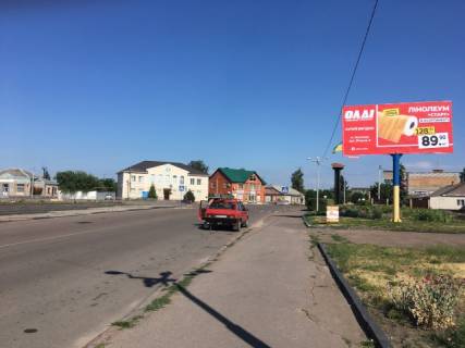 Билборд A в Черняхове, 6x3  Черняхів в.Майдан Рад 5, центр міста,поряд адміністрація,будинок культури,банки, ст А фото 1