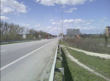 Билборд A в Брониках, 6x3  Траса Житомир-Звягель с.Броники, біля TIR-паркінгу,кафе "Вулик", заправки WOG, напрямок з Житомира на Звягель,Рівне, ст.А фото 1