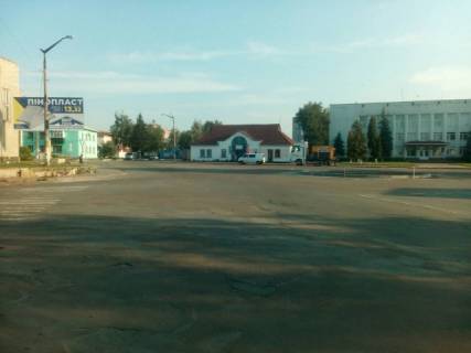 Billboard B in Yemilchyne, 6x3  Emil'cino v.Lenina 21,centr mista, st B Photo 1