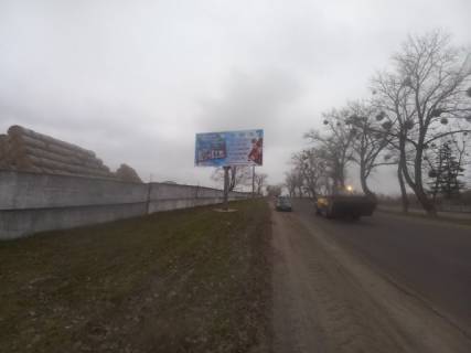 Билборд B в Брусилове, 6x3  Брусилів в. Костьольна 3,виїзд в міста зі сторони Києва ст Б фото 1