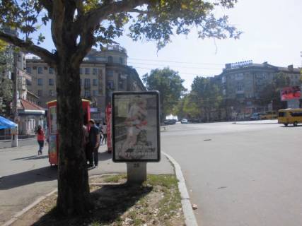 Сiтiлайт B у Миколаєві Центральний просп. (Леніна просп.) - Соборна вул. (Радянська)  Фото 1
