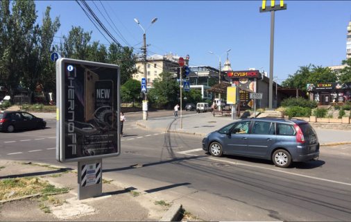 Брандмауэр B в Николаеве Центральний просп. (Леніна просп.) 82А (поворот на Маріупольська вул. (Московська)) фото 1
