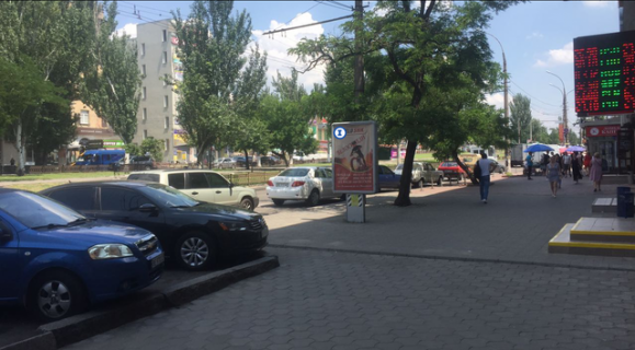 Брендмауер, Брандмауер, Брандмауэр A у Миколаєві Центральний просп. (Леніна просп.), 23 - ЦЕНТРАЛЬНЫЙ РЫНОК (м-н 'Золотой Век') Фото 1
