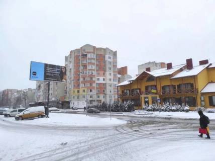 Билборд B в Луцке вул. Кравчука, 18 фото 1
