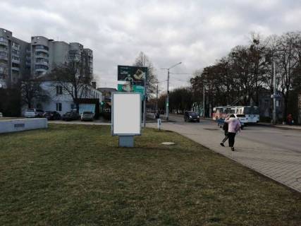 Ситилайт B в Луцке ЦЕНТР - Київський м-н (облдержадмін-ція, супермаркет "ВОПАК",  Коледж технологій бізнесу та права) фото 1