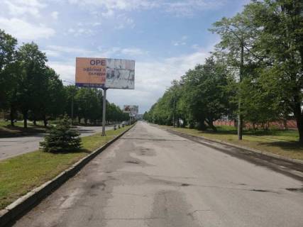 Билборд A в Луцке вул. Яремчука Назарія (колишня Єршова), 9, розділова смуга (в напрямку ТЦ Глобус з автобазару)) фото 1