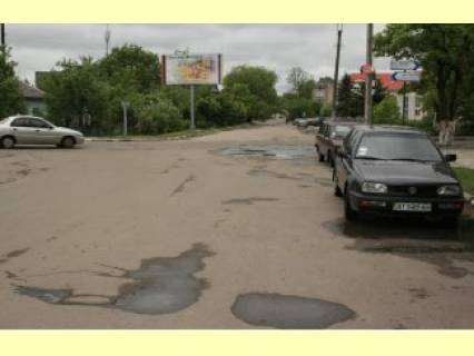Билборд  в Надворной, 3x6  Мазепи вул. - Визволення вул. -, в сторону парку "ім. Франка" фото 1