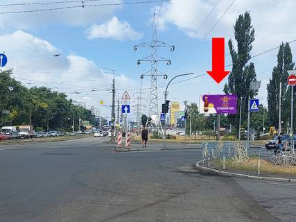 Video Billboard A in Kyiv, 3x6  Hotkevica st. - av. Gagarina, bila TRC "Prospekt", supermarketu "Asan", na svitlofori, v storonu st.m. "Cernigivs'ka", (rolik 10 sek, 1 vihid/1,5 hvilini) - 325603 Photo 1