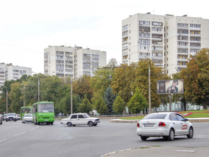 Призма A в Харькове, 3x6  23 Серпня вул., 59 - Космонавтів вул., в центр - 666475 фото 1