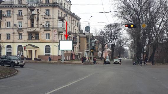 Backlight B in Dnipro (Dnipropetrovsk) Makarova st. - Krivoriz'ka st., 2, na svitlofori Photo 1