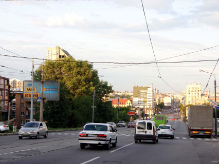 Призматрон, Призма B у Харкові, 3x6  Полтавський Шлях вул., 86, в центр - 667542 Фото 1