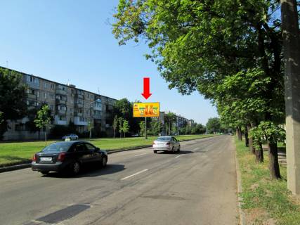 Билборд  в Харькове, 3x6  Хмельницького бул., 10, роздільник, в бік просп. Героїв Харкова (Московський) фото 1