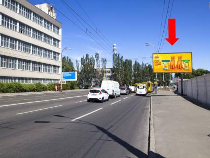 Призма  в Киеве, 3x6  Лугова вул. - вул. Бережанська, на світлофорі, в сторону ТРЦ "Караван" - 445788 фото 1