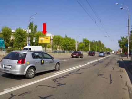 Білборд, Бігборд (Борд)   у Києві, 3x6  Воскресенський (Перова б-р) проспект., 1 в бік просп. Романа Шухевича (Генерала Ватутіна) Фото 1