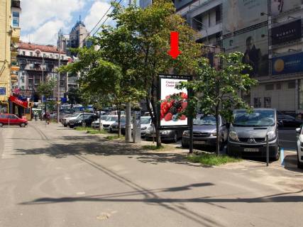 Ситилайт  в Киеве, 1.8x1.2  Еспланадна вул. / вул. Рогнідинська, навпроти ТРЦ "Gulliver", в сторону вул. Басейна фото 1
