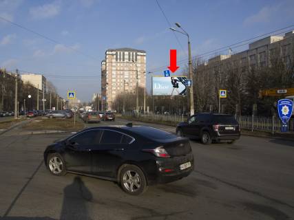 Призматрон, Призма  у Києві, 3x6  Народного Ополчення вул. 9 - вул. Вінницька, в сторону пл. Севастопольської - 445269 Фото 1