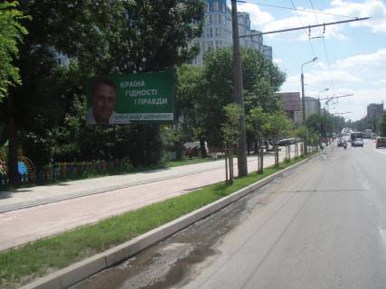 Билборд  в Ивано-Франковске, 3x6  Галицька вул. - Тролейбусна вул. фото 1