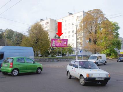 Билборд A в Житомире, 3x6  Бердичівська вул., 83 / Гагаріна вул., на світлофорі, в центр фото 1