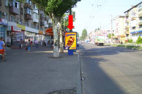 Ситилайт  в Кременчуге, 1.8x1.2  Першотравнева вул., 32 / Гагаріна вул., біля банку "ВТБ" фото 1