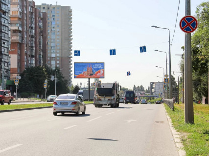 Призма A в Харькове, 3x6  Клочківська вул. - Олексіївська вул., в центр - 667376 фото 1
