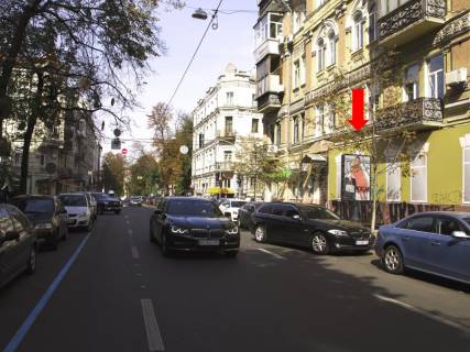 Ситилайт  в Киеве, 1.8x1.2  Ярославів Вал вул., 28, біля кафе "Paul" і готелю "Radisson Blu" ,, в сторону пл. Львівська фото 1