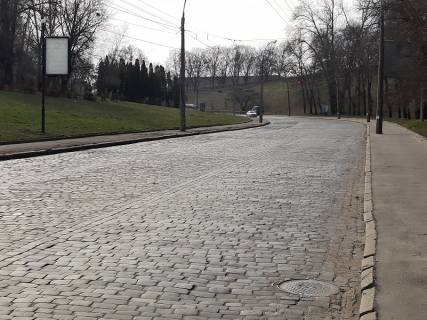 Ситилайт B в Киеве, 1.8x1.2  Подільський узвіз, 26, від Кирилівська вул. (колиш. Фрунзе ул.) фото 1