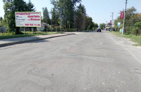 Билборд B в Жовкве Львівська вул., 55-49 фото 1