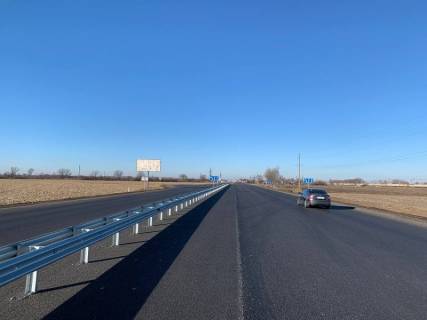Билборд B в Новоолександрівці, 3x6  Траса М-30, Дніпро-Павлоград, поворот до с. Новоолександрівське, до м. Дніпро фото 1