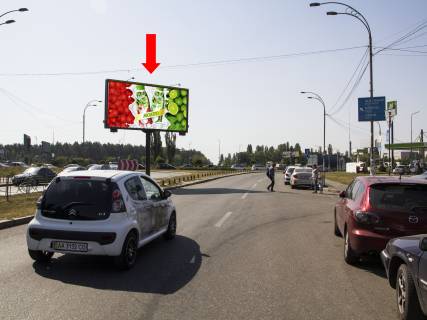 Призма  в Киеве, 3x6  Старобориспільська - пл. Харківська, роздільник, ст.м. "Бориспільська" - 446111 фото 1