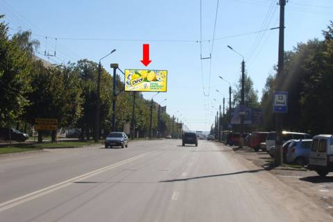 Билборд B в Черновцах, 3x6  Героїв Майдану вул. (кол. Червоноармійська вул.), 83, біля лабораторії "Сінево", з центру (флажок) фото 1