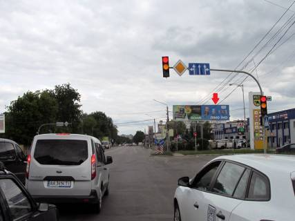 Призматрон, Призма A у Борисполі Київський шлях вул., 2/8, в'їзд в Бориспіль, Аеромолл, світлофор, права - 334573 Фото 1