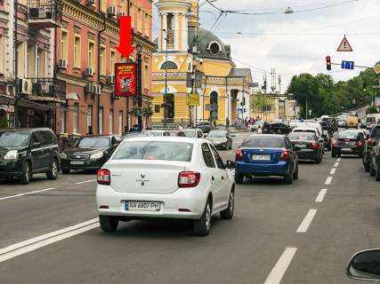 Ситилайт  в Киеве, 1.8x1.2  Сагайдачного вул., 4, в бік Поштової пл. фото 1