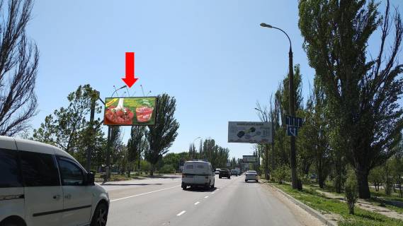 Билборд B в Херсоне, 3x6  Миколаївське шосе, біля АЗС "Укрнафта", в центр (флажок) фото 1
