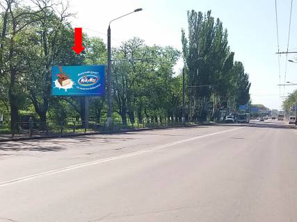 Билборд B в Николаеве, 3x6  Героїв Сталінграду пр., 13, біля ТРЦ "Магелан", супермаркетів "Таврия В", "Ельдорадо", в центр фото 1