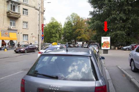 Сiтiлайт  у Києві, 1.8x1.2  Цитадельна вул., 43/14 - Алмазова вул. (колиш. Кутузова вул.), в бік вул. Лейпцігській Фото 1