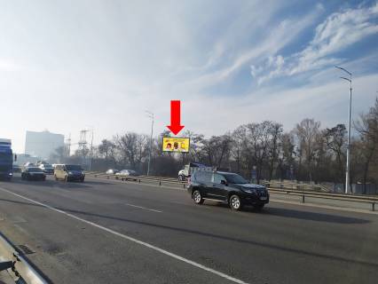 Призма  в Киеве, 3x6  Столичне шосе, 90, навпроти автосалонів "Укравто", Mercedes, Toyota, з центру - 446231 фото 1