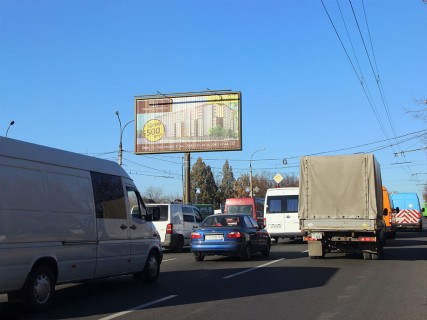 Призма A в Харькове, 3x6  просп. Льва Ландау (50-річчя СРСР), 74, в центр - 666247 фото 1
